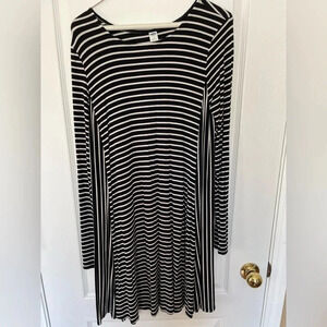 Women’s Old Navy Dress Sz. M
